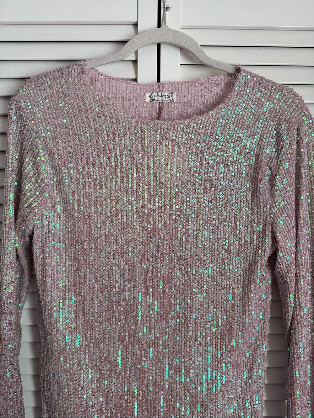 Free People Intimately Gold Rush Sequins Top Champagne Float Medium NWT - Picture 4 of 12